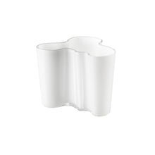 Load image into Gallery viewer, Iittala - Alvar Aalto Collection Vase 12cm White