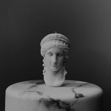 Load image into Gallery viewer, Hera Sculpture Candle